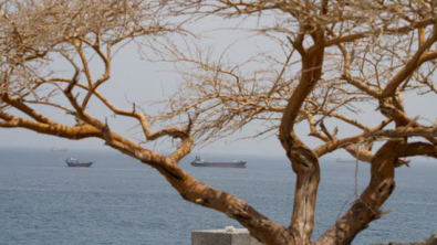 Oil Rises on Iran War Stalemate; Near-Term Gains Limited