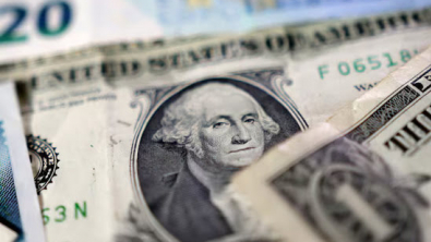 Dollar Firm on Safe-Haven Demand amid Iran-US Stand-Off