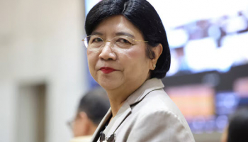 Destry, First Female Indonesia Bank Chief, Raises Forecast
