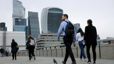 UK Firms Scale Back 2027 Pay Outlook: Brightmine