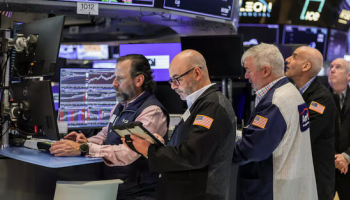Wall St Indexes Post Closing Record Highs, AI Rally Pauses