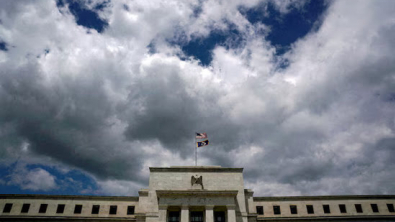 Weak GDP, Strong Prices, Highlight Fed Dilemma