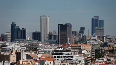 Spain Raises Next Year's Spending Ceiling amid Growth, Targets Lower Deficits