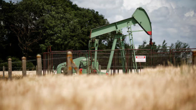 Oil Slips as Markets Weigh Impact of US-Iran Talks, Demand