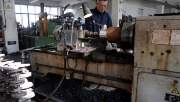 China Factory Activity Shrinks in July on Weak Demand