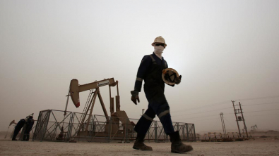 Oil Slumps on Fears over Economic Slowdown, Stronger Dollar