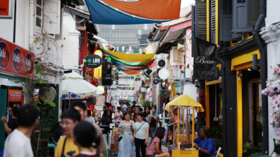 DBS Expects Singapore GDP to Double by 2040, Singapore Dollar Parity with Greenback
