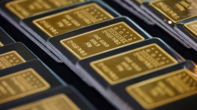 Gold Edges Lower on Stronger Equities, Investors Look ahead to next Fed Meeting