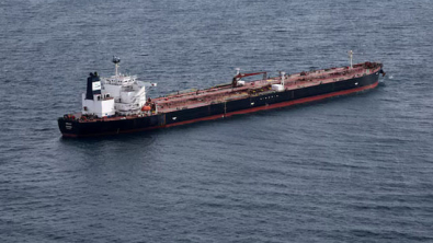 Oil Dips amid Broader Market Selloff, Strong Dollar Pressure