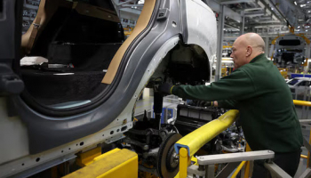 UK Factory Confidence Plunges as Costs Jump: CBI Report