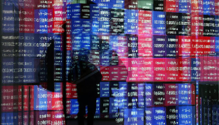 Asia Stocks Set for Weekly Gain, Oil under $100 on Peace Deal Hopes