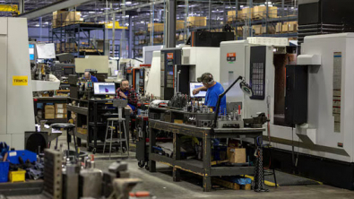 US Manufacturing Sector Grows in March; Supplier Delivery Performance Deteriorates