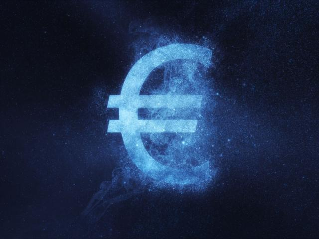 Last-ditch Deals: Euro enters week on knife's edge