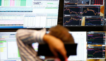 Europe Firms Eye Best Earnings in Years as AI Gap Persists