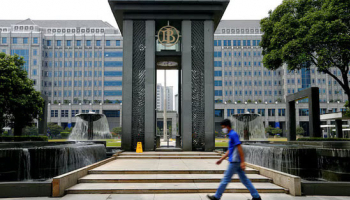 Indonesia Hikes Rates in Surprise Move to Prop Up Rupiah