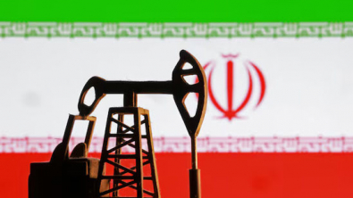 Oil Hovers near Seven-Month Highs ahead of US-Iran Talks