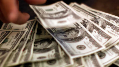 US 30-Year Treasury Yields Drop from Multi-Year Highs