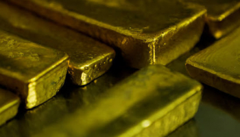 Gold Steadies after Hitting over 3-Month Peak, US Data Looms
