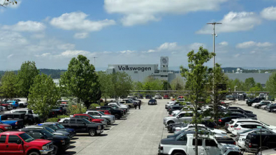 Volkswagen Workers Ratify 1st UAW Contract, Marks Win for Labor in South