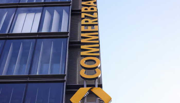 UniCredit Meets Commerzbank Target with 34% Stake