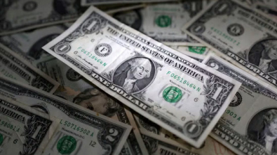 Dollar Gains Ground in Busy Data Week, US Inflation in Focus