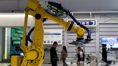 Moody's sees China Resilience, Moves Outlook to 'Stable'