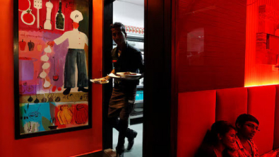 India's Services Growth Slows to 14-mth Low, Middle East War Hits Demand, PMI