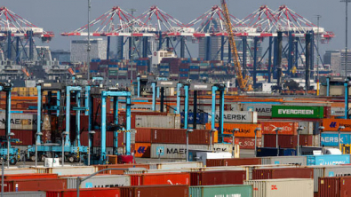 United Airlines sees Hit to Results on Fuel Cost Spike from Iran Conflict