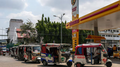 Fuel-Thirsty Asian Countries Line Up for Russian Oil