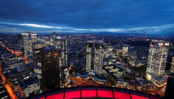 Euro Zone Lending Holds Up Even as Banks Tighten Access