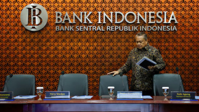 Indonesia Cenbank Holds Policy Rates to Keep Rupiah Stable