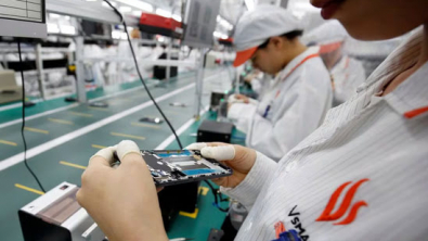 China's Investments to Vietnam Boom as Xi Visits Hanoi, US Spending Down