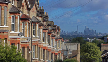 UK House Price Growth Weakest since Apr 2024 after Surprise Dec Drop