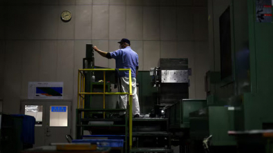 Japan's Top Business Mood Hits 8-Year High, Backs BOJ Hikes