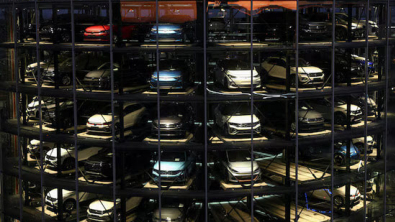 Auto Industry Expands Open-Source Pact to Boost Development, Cut Costs