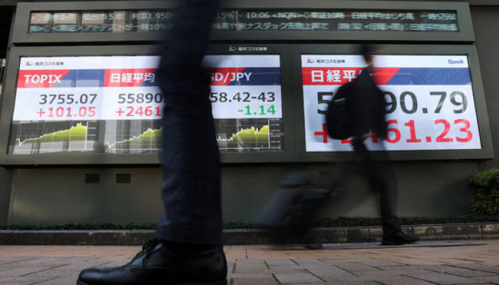 Asian Stocks in Sober Mood as Oil Rises on Middle East Truce Doubts