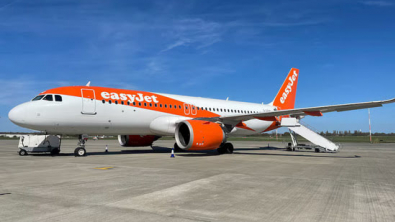 UK's easyJet Beats Annual Profit Expectations, Lifts Target for Holidays Business