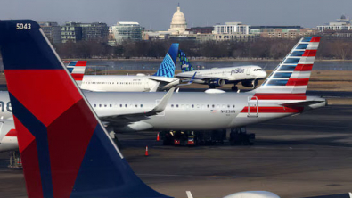 US Airlines Lean on Demand, Fares as Iran War Rattles Overseas Peers