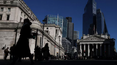 UK Lenders Report Surprise Rise in Mortgages in May, Consumer Lending Cools