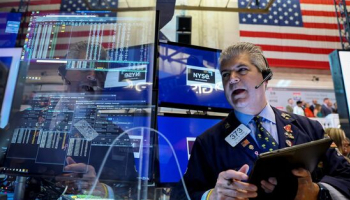 Wall Street Ends Mixed as Investors Eye Jobs Data