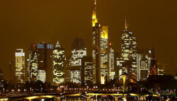 German Govt to Raise Forecasts Due to Strong H1, Source Says