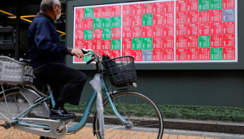 Stocks Rise, Oil near $100 as Trump Extends Iran Ceasefire