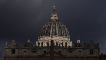 Vatican Finances Boosted by Gold, Real Estate Gains