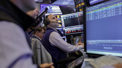 S&P 500, Nasdaq Hit Record Highs as US, Iran Extend Peace