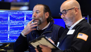 Stocks Fall as Higher Oil Prices, Treasury Yields Weigh