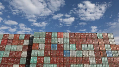 Australia Trade Drags on Q3 Growth, Govt Spending Boost
