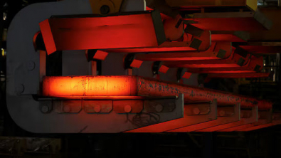 Euro Zone Industrial Output Inches Up but Remains Weak