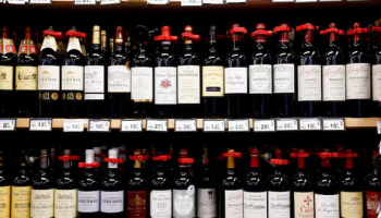 French Wine, Spirits Exports Lose Fizz for 3rd yr, Trade Tensions Hit