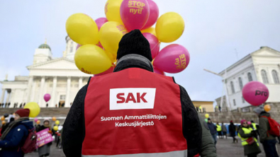 Finnish Unions to Suspend Strike, Ask Government to Act