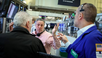 Wall St Ends Narrowly Mixed, Trading Volatile after Air Strikes on Iran